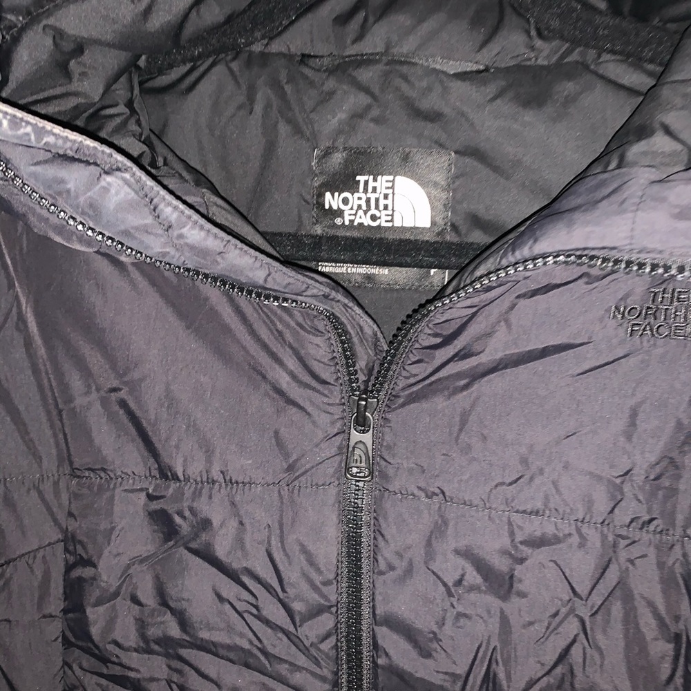 North face winter jacket! - Picture 2 of 3